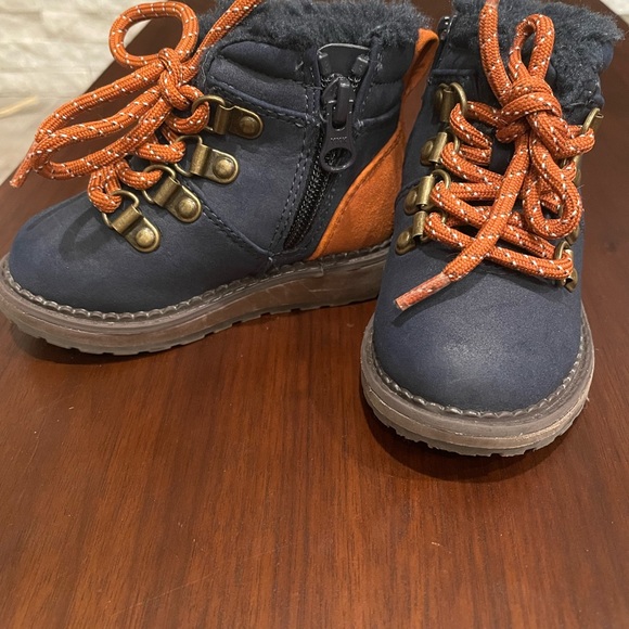 Toddler boy boots - Picture 3 of 3
